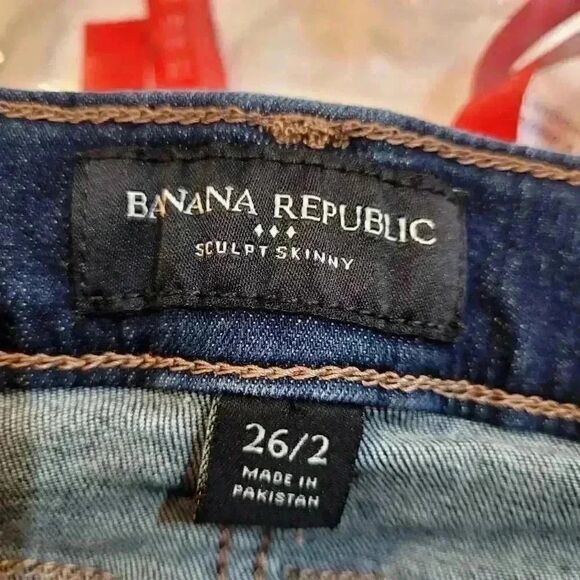 Banana Republic Women's Blue Medium Wash Cotton/Poly/Spandex Skinny Fit Jeans - Picture 6 of 12